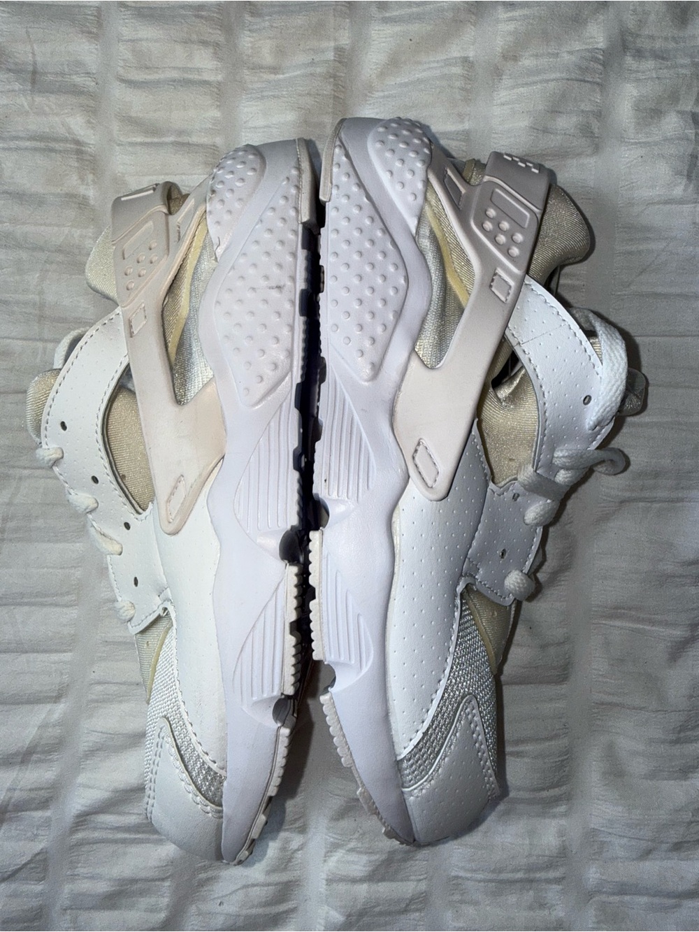 Nike Air Huarache Run Sneakers Big Kids Size 2 Youth !